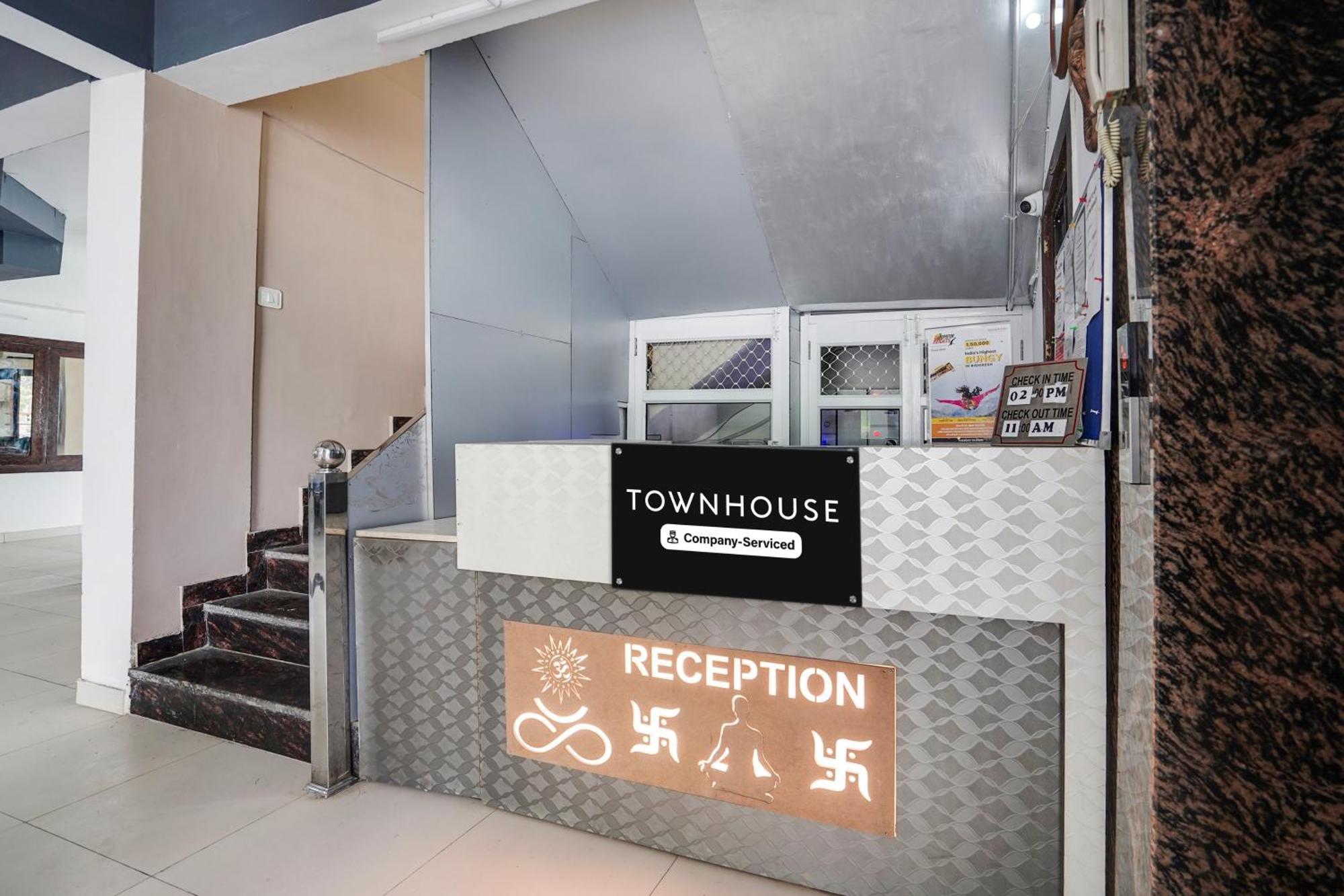 Super Townhouse Tapovan Экстерьер фото