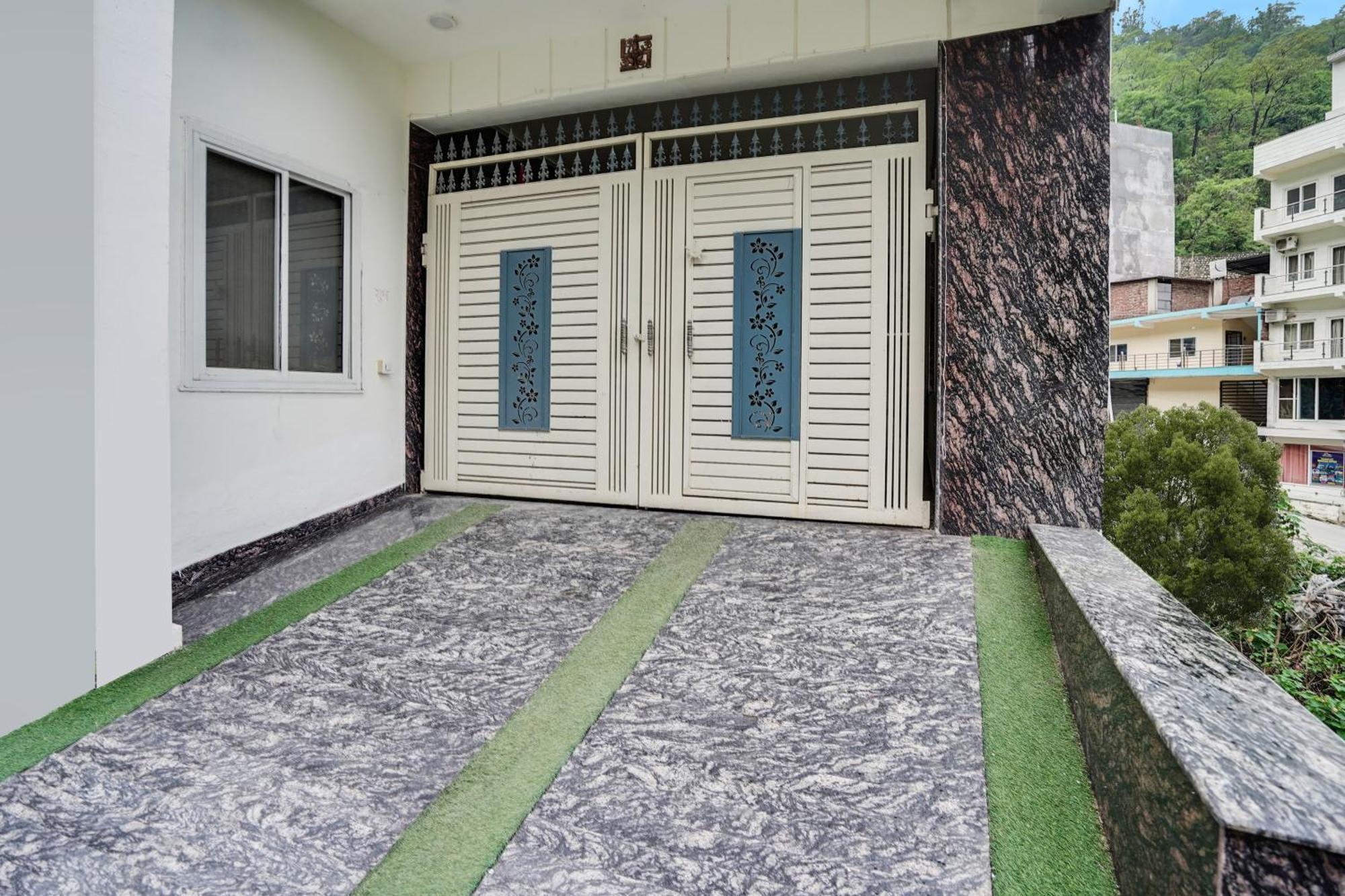 Super Townhouse Tapovan Экстерьер фото