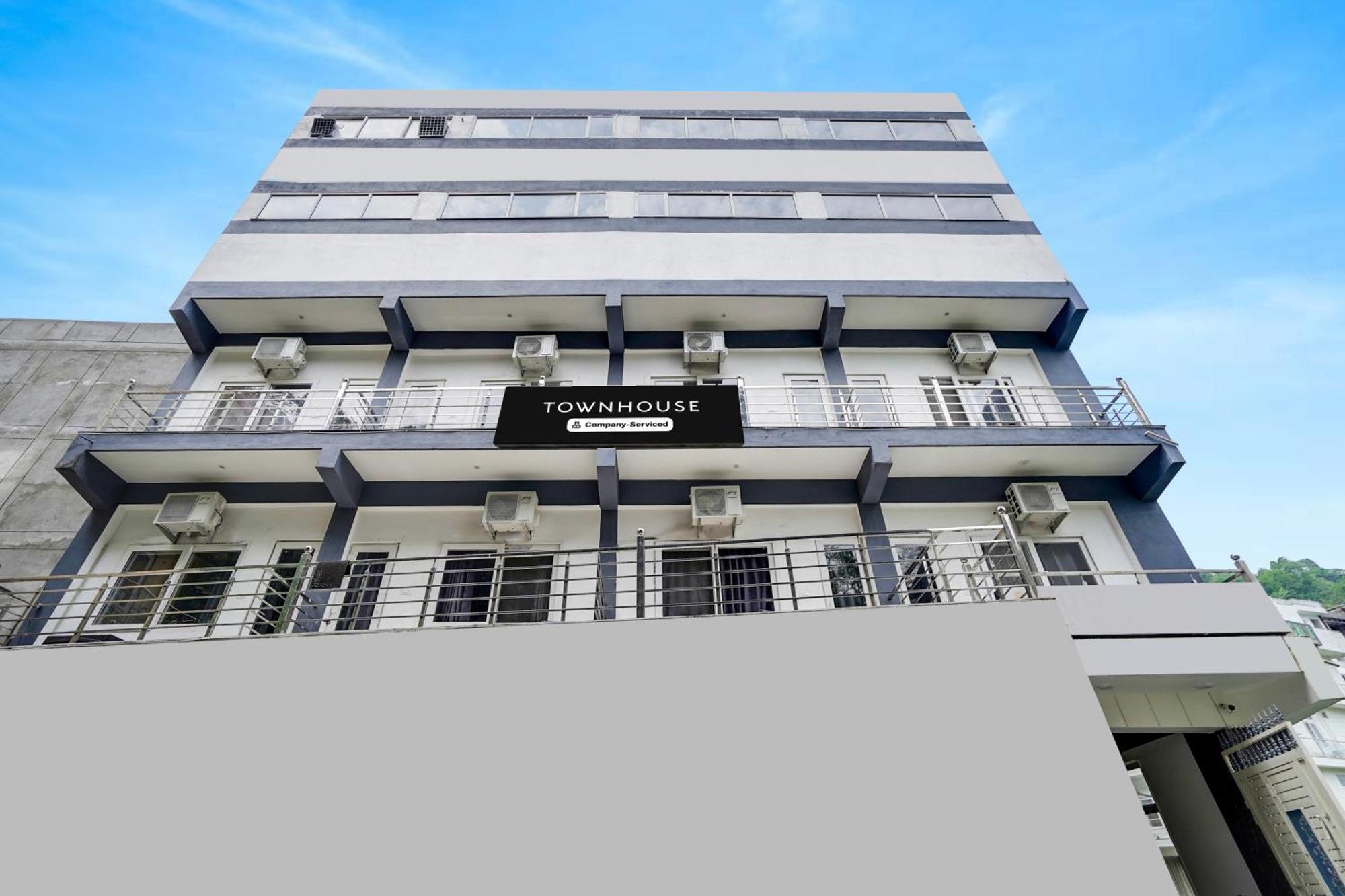 Super Townhouse Tapovan Экстерьер фото