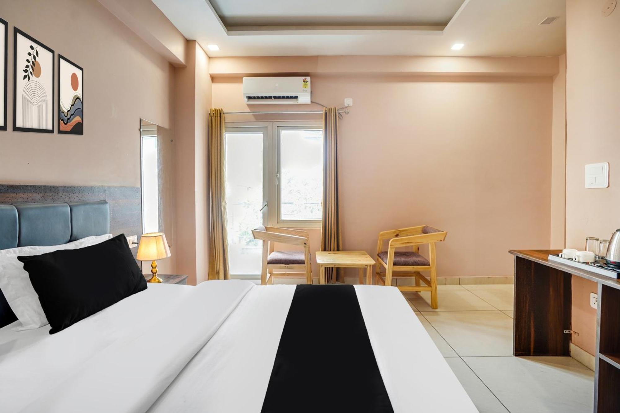 Super Townhouse Tapovan Экстерьер фото